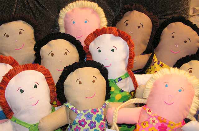 dolls-pedophiles